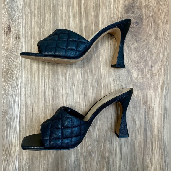 Vince Camuto Womens Reselm Slides Sandals Black Quilted High Heel 9 M NWOT - Picture 5 of 5